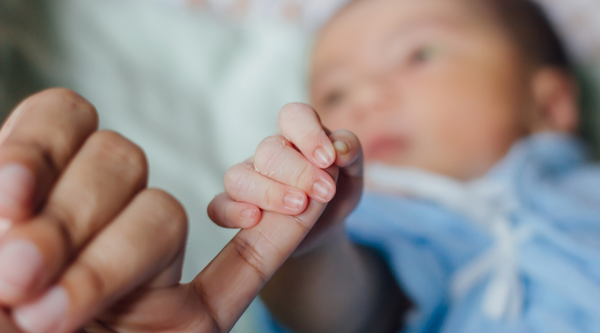 10 Weird (But Totally Normal) Things About Your Newborn