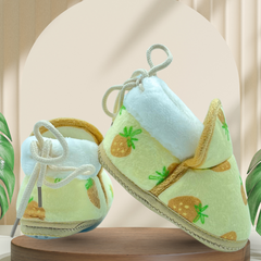 Goldie Straw Baby Shoes / Booties