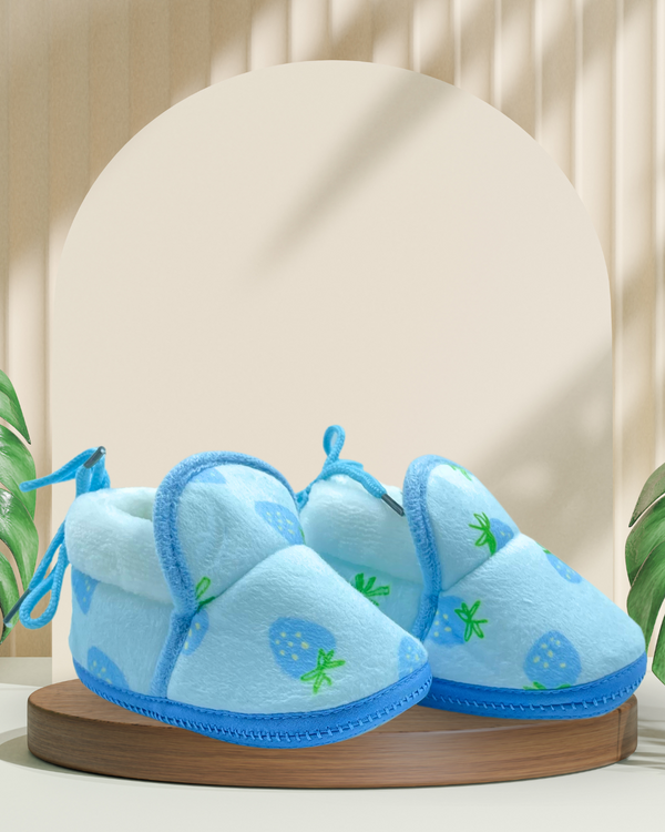Cloud Berry Walk Baby Shoes / Booties